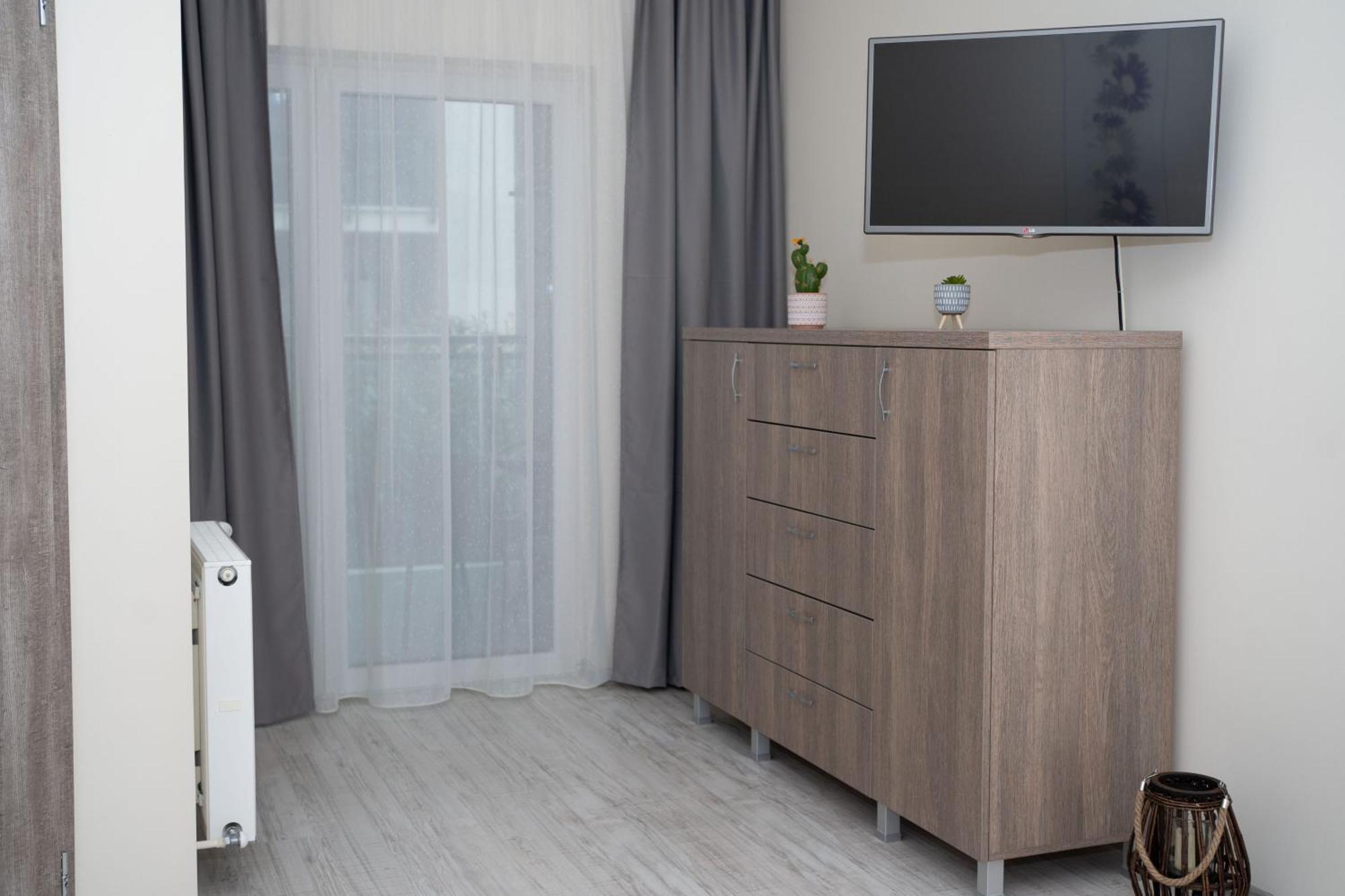 Arad Plaza Viktoria Apartament Exterior photo